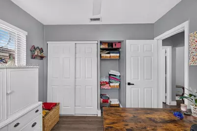 121 E 36th St, Hialeah, FL 33013 - Photo 25