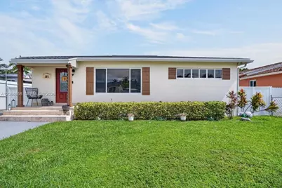 121 E 36th St, Hialeah, FL 33013 - Photo 3