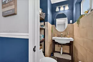121 E 36th St, Hialeah, FL 33013 - Photo 27