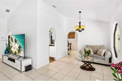 15705 SW 7th Pl, Sunrise, FL 33326 - Photo 11