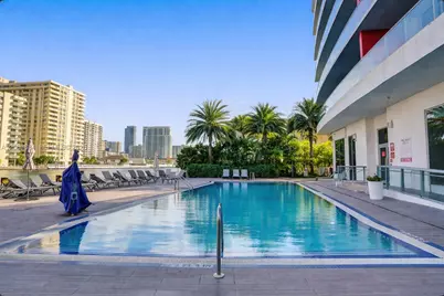 2602 E Hallandale Beach Blvd #R707, Hallandale Beach, FL 33009 - Photo 29