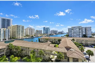 2602 E Hallandale Beach Blvd #R707, Hallandale Beach, FL 33009 - Photo 27