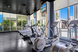 2602 E Hallandale Beach Blvd, Hallandale Beach, FL 33009 - Photo 25