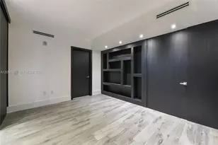 1010 Brickell Ave, Miami, FL 33131 - Photo 3