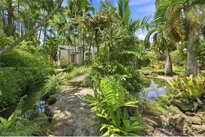 5885 SW 56th St, Miami, FL 33155 - Photo 13