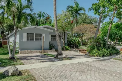 729 NE 2nd Ct #729, Hallandale Beach, FL 33009 - Photo 5