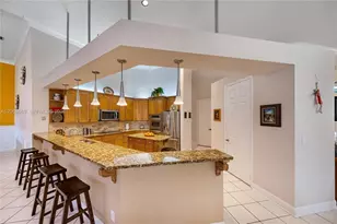 10660 SW 44th Ct, Davie, FL 33328 - Photo 21