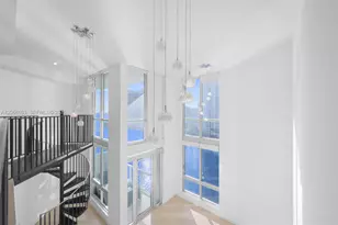 300 S Biscayne Blvd, Miami, FL 33131 - Photo 7
