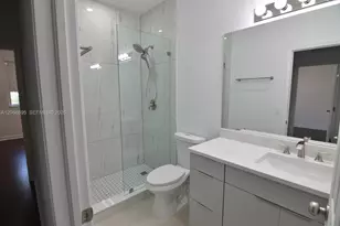 7855 NW 110th Ave, Doral, FL 33178 - Photo 23