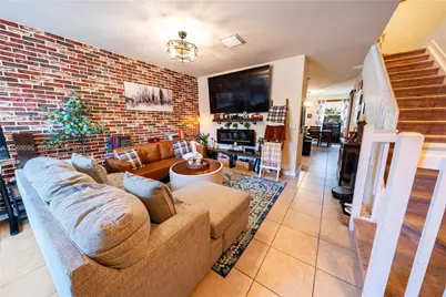 9051 SW 227th St #11, Cutler Bay, FL 33190 - Photo 5