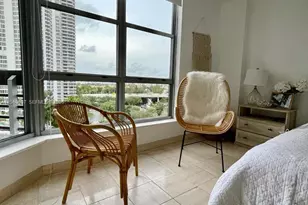 3600 Mystic Pointe Dr, Aventura, FL 33180 - Photo 5
