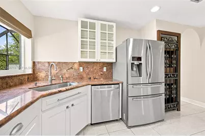 14060 Richwood Pl, Davie, FL 33325 - Photo 7