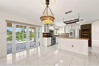 14060 Richwood Pl, Davie, FL 33325 - Photo 5