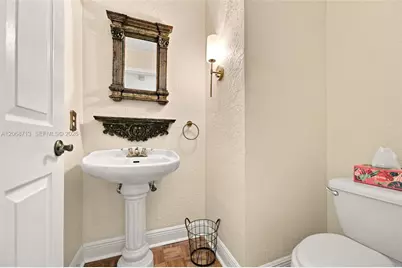 14060 Richwood Pl, Davie, FL 33325 - Photo 9