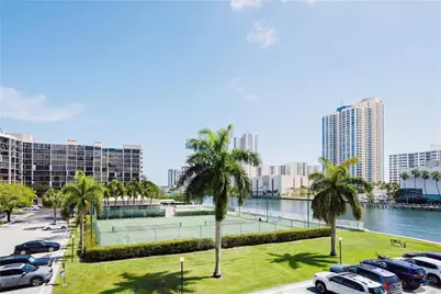 400 Leslie Dr #319, Hallandale Beach, FL 33009 - Photo 19