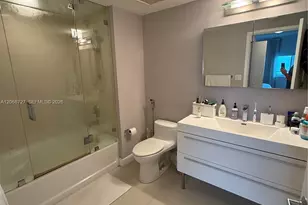 335 S Biscayne Blvd, Miami, FL 33131 - Photo 9