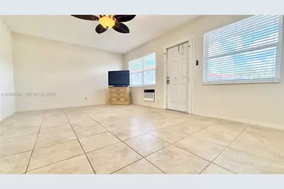 22 SE 3rd Ter #3, Dania Beach, FL 33004 - Photo 3