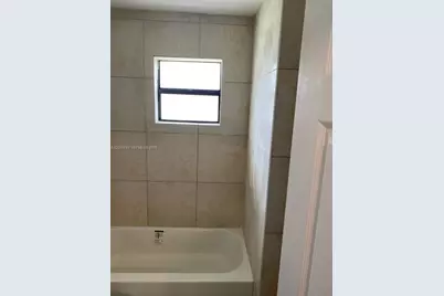 2416 NW 79th Ter #2418, Miami, FL 33147 - Photo 11