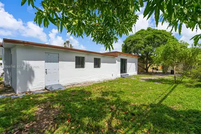 18425 NW 23rd Ave, Miami Gardens, FL 33056 - Photo 35