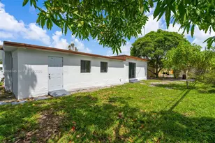 18425 NW 23rd Ave, Miami Gardens, FL 33056 - Photo 35