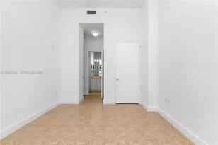 19900 E Country Club Dr, Aventura, FL 33180 - Photo 27