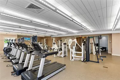 19900 E Country Club Dr #104, Aventura, FL 33180 - Photo 41