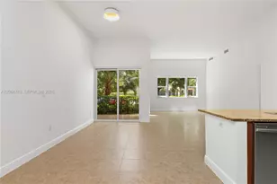 19900 E Country Club Dr, Aventura, FL 33180 - Photo 7