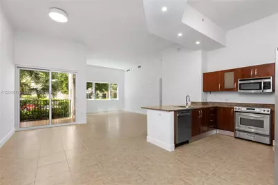 19900 E Country Club Dr #104, Aventura, FL 33180 - Photo 3