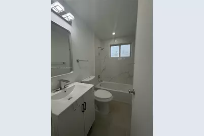 300 74th St #2, Miami Beach, FL 33141 - Photo 5