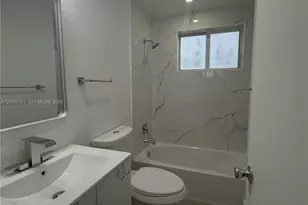 300 74th St, Miami Beach, FL 33141 - Photo 5