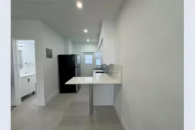 300 74th St #2, Miami Beach, FL 33141 - Photo 3