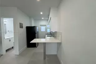 300 74th St, Miami Beach, FL 33141 - Photo 3