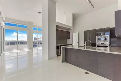 1080 Brickell Ave #4401, Miami, FL 33131 - Photo 3