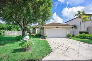 2835 SE 4th Pl, Homestead, FL 33033 - Photo 1