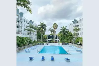 492 NW 165th St Rd #C-415, Miami, FL 33169 - Photo 1