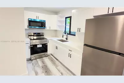 1243 NW 29th Ter, Miami, FL 33142 - Photo 19