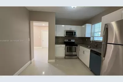 251 N 68th Ter #251, Hollywood, FL 33024 - Photo 7