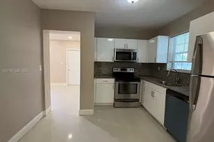 251 N 68th Terrace, Hollywood, FL 33024 - Photo 7