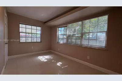 251 N 68th Ter #251, Hollywood, FL 33024 - Photo 11