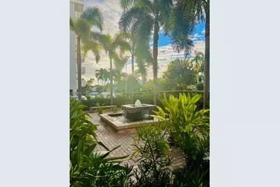 1045 10th St #704, Miami Beach, FL 33139 - Photo 3
