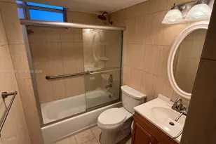 1045 10th St, Miami Beach, FL 33139 - Photo 15