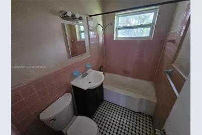 3451 NW 2nd St, Lauderhill, FL 33311 - Photo 9