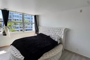 16570 NE 26th Ave, North Miami Beach, FL 33160 - Photo 17