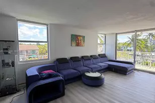 16570 NE 26th Ave, North Miami Beach, FL 33160 - Photo 5