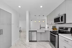 3549 Magellan Cir, Aventura, FL 33180 - Photo 9