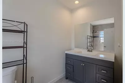 3311 NW 16th Ter, Miami, FL 33125 - Photo 25