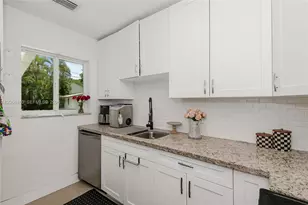 18145 SW 95th Ct, Palmetto Bay, FL 33157 - Photo 5