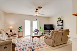 3344 Plaza Pl, Lake Worth, FL 33462 - Photo 3