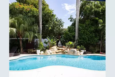 8305 SW 171st St, Palmetto Bay, FL 33157 - Photo 7