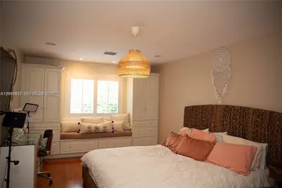 8305 SW 171st St, Palmetto Bay, FL 33157 - Photo 15